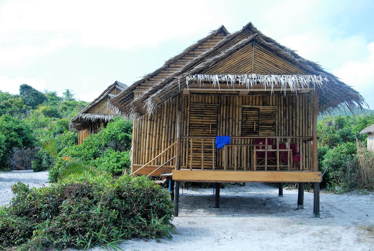 Tree Bar Hostel Koh Rong Sanloem Exteriér fotografie