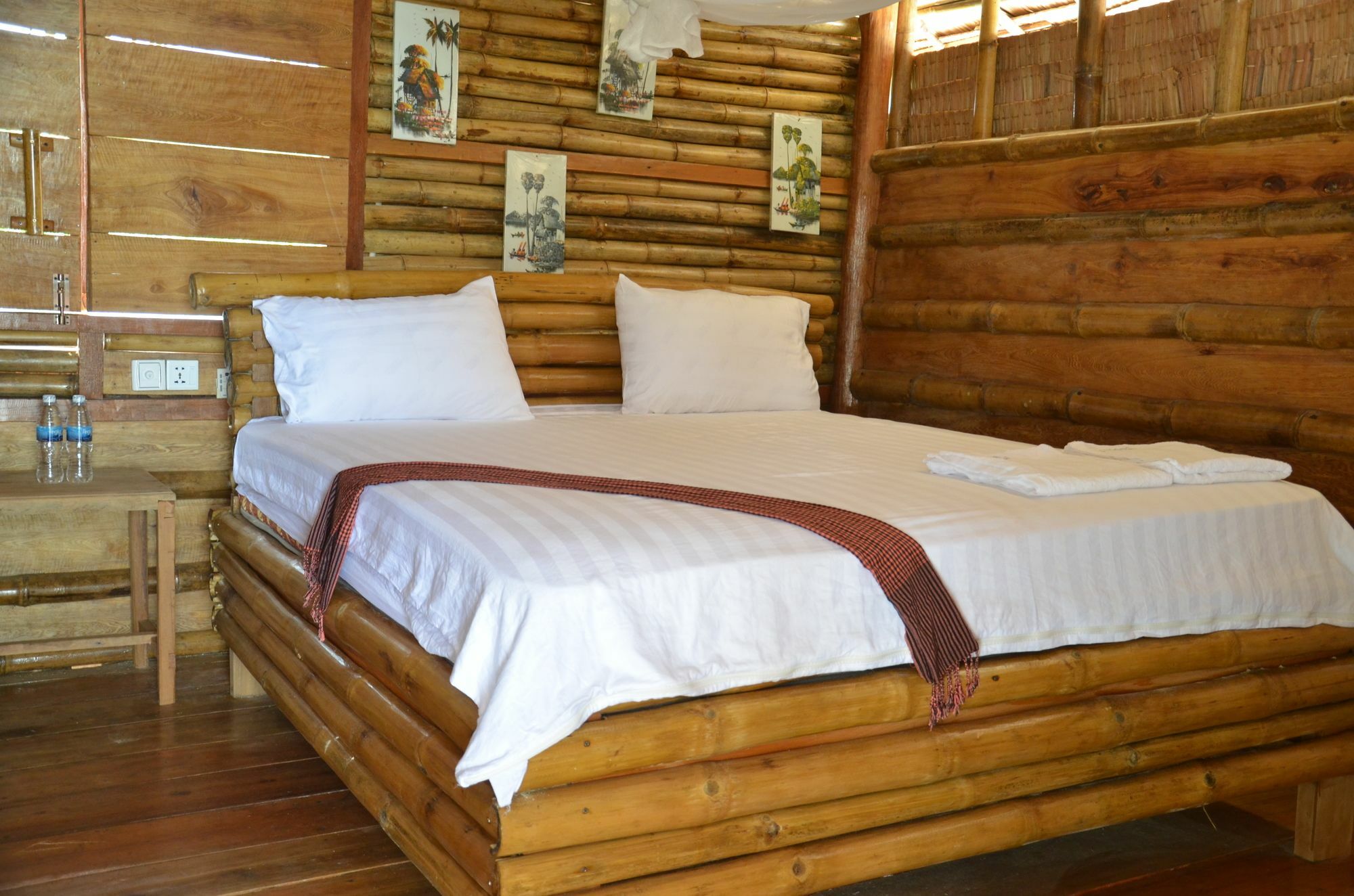 Tree Bar Hostel Koh Rong Sanloem Exteriér fotografie